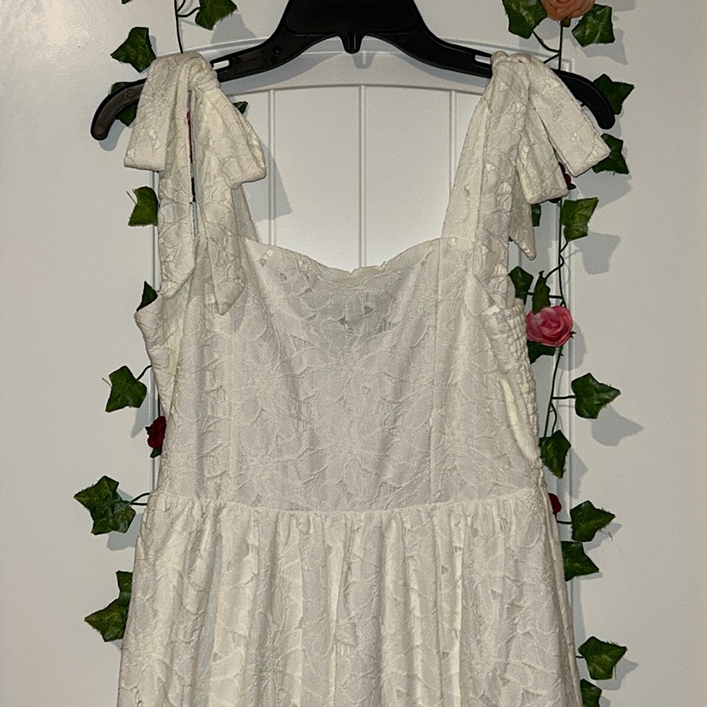 Long white dress